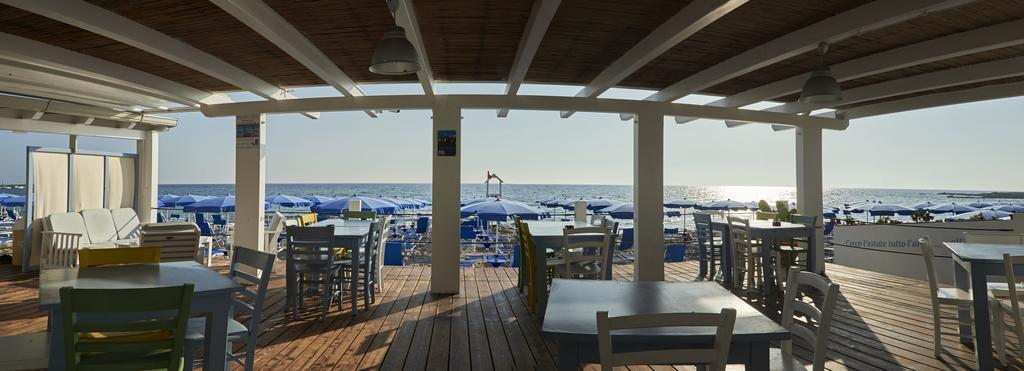 Alba Azzurra - Cdshotels Torre dell'Orso Dış mekan fotoğraf