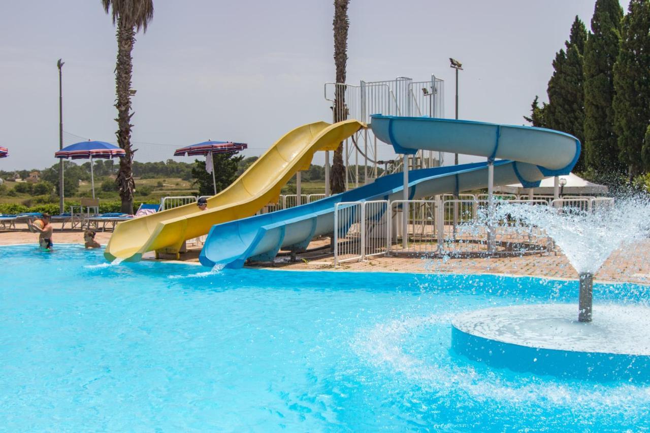 Alba Azzurra - Cdshotels Torre dell'Orso Dış mekan fotoğraf