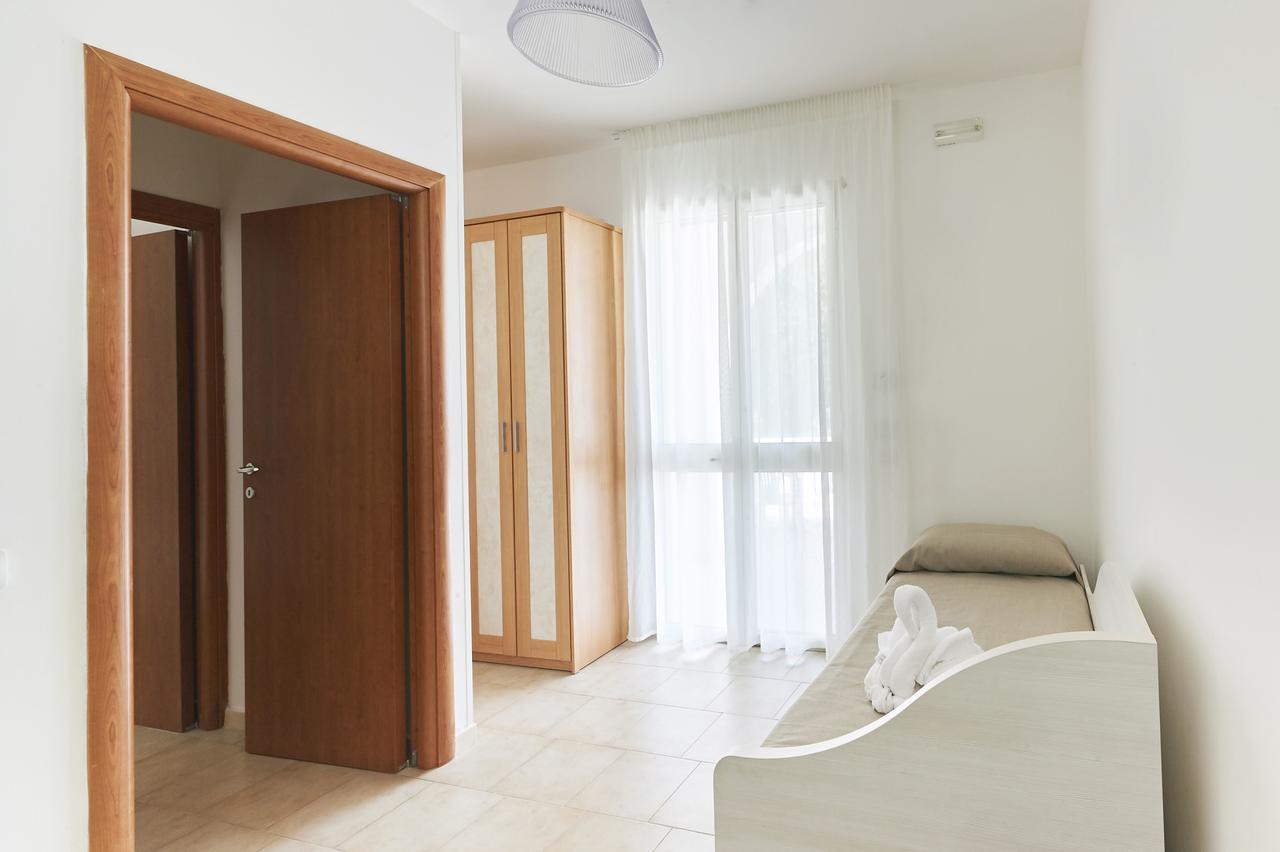 Alba Azzurra - Cdshotels Torre dell'Orso Dış mekan fotoğraf