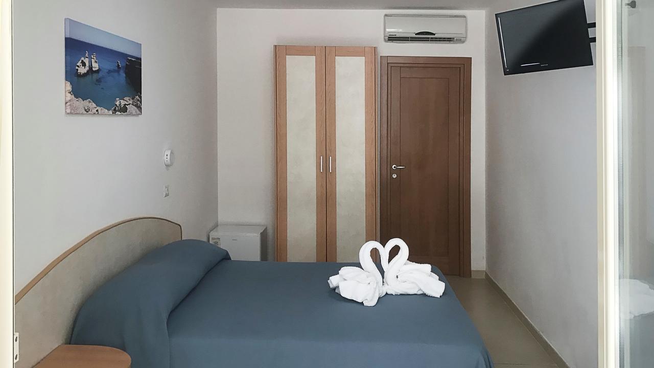Alba Azzurra - Cdshotels Torre dell'Orso Dış mekan fotoğraf